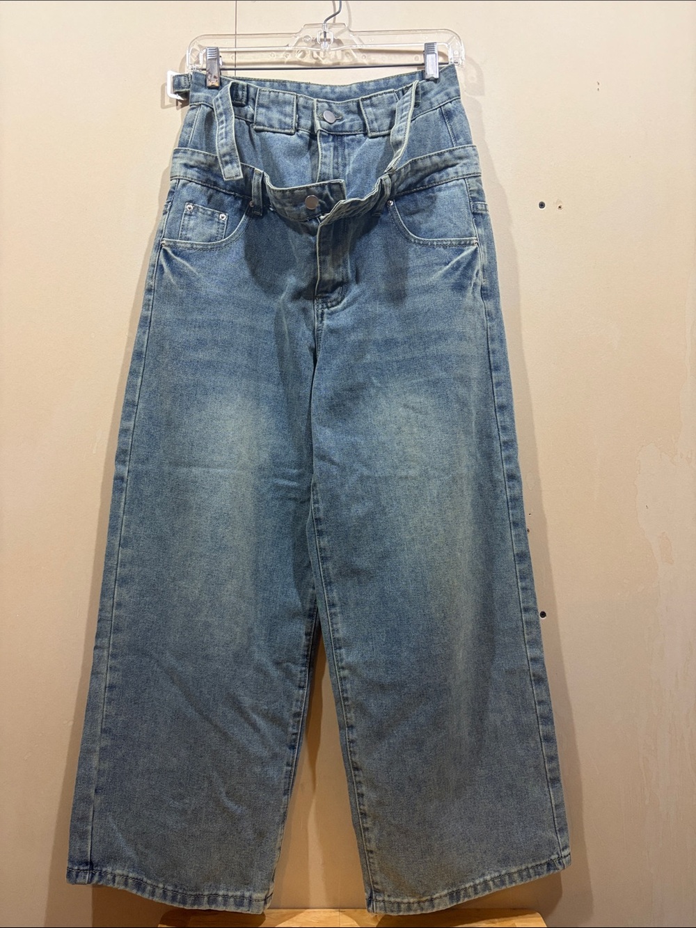 Double Waistband Graphic Print Wide Leg Jeans With Silver Accents Size M